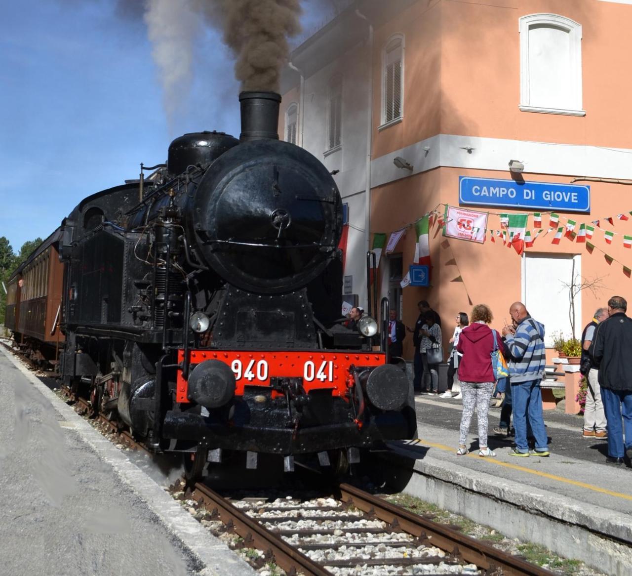Manhattan Village Hotel Sulmona Dış mekan fotoğraf